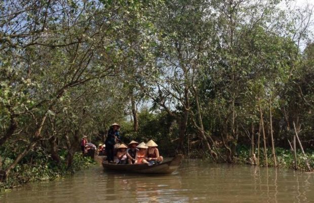 Boating in Cai Be